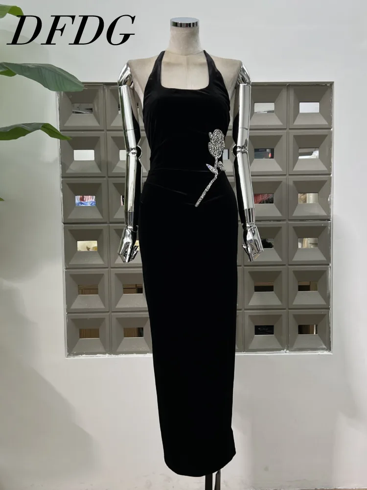 

DFDG Elegant 2025 Autumn Spring Women’s Velvet Dress Halter Tie Backless Gown With Floral Waist Designer Mermaid Evening Banquet