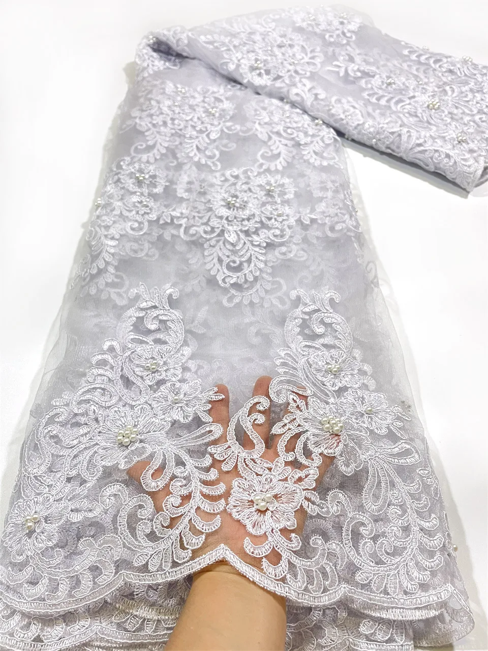 2023 Latest White Nigerian Laces Fabrics With Beads High Quality Tulle African Laces Fabric Wedding African French Tulle Lace