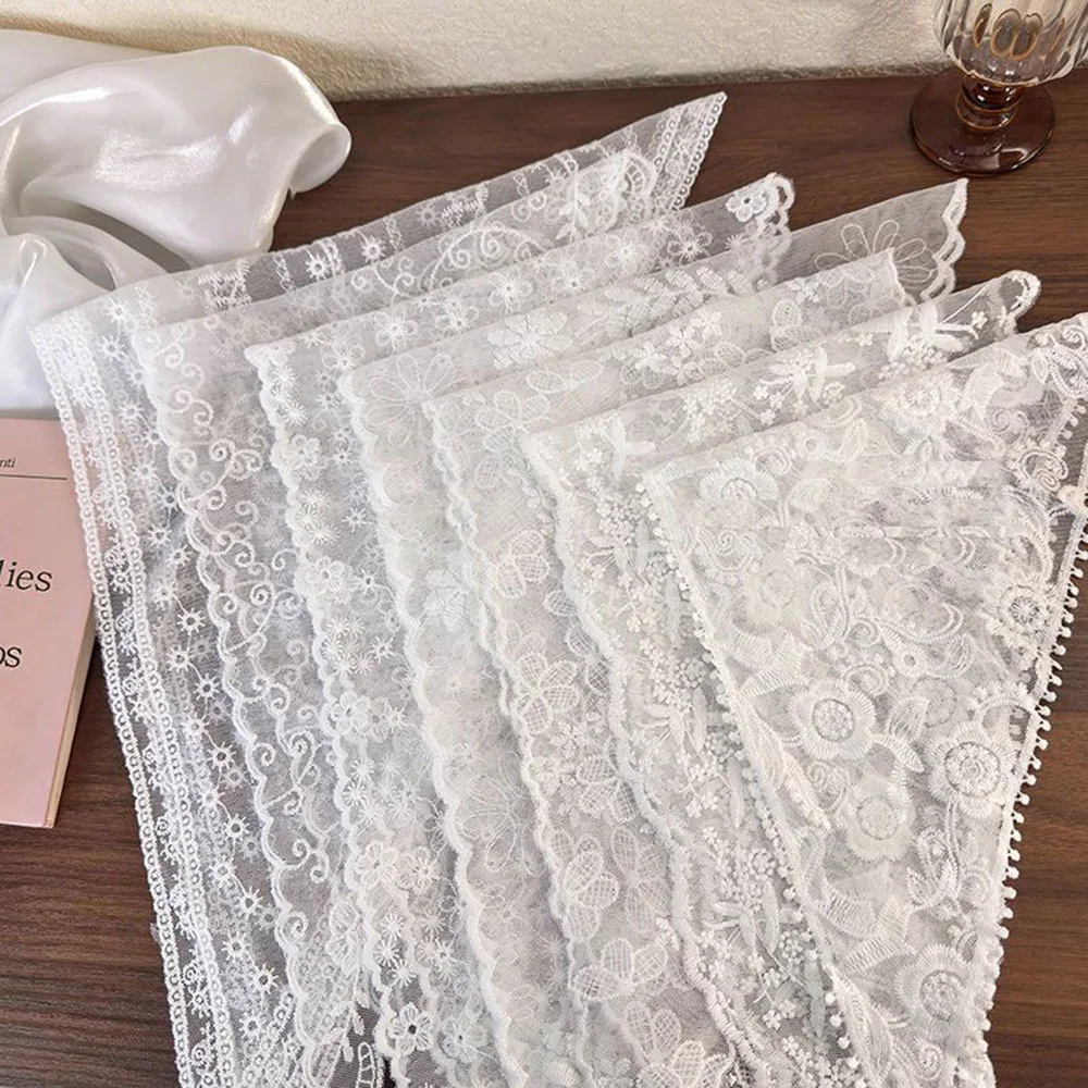 Sweet white Floral lace Scarf Triangle Neck Scarf Fashion Bandanas turban For Women Triangle Headscarf Travel Photo Headband