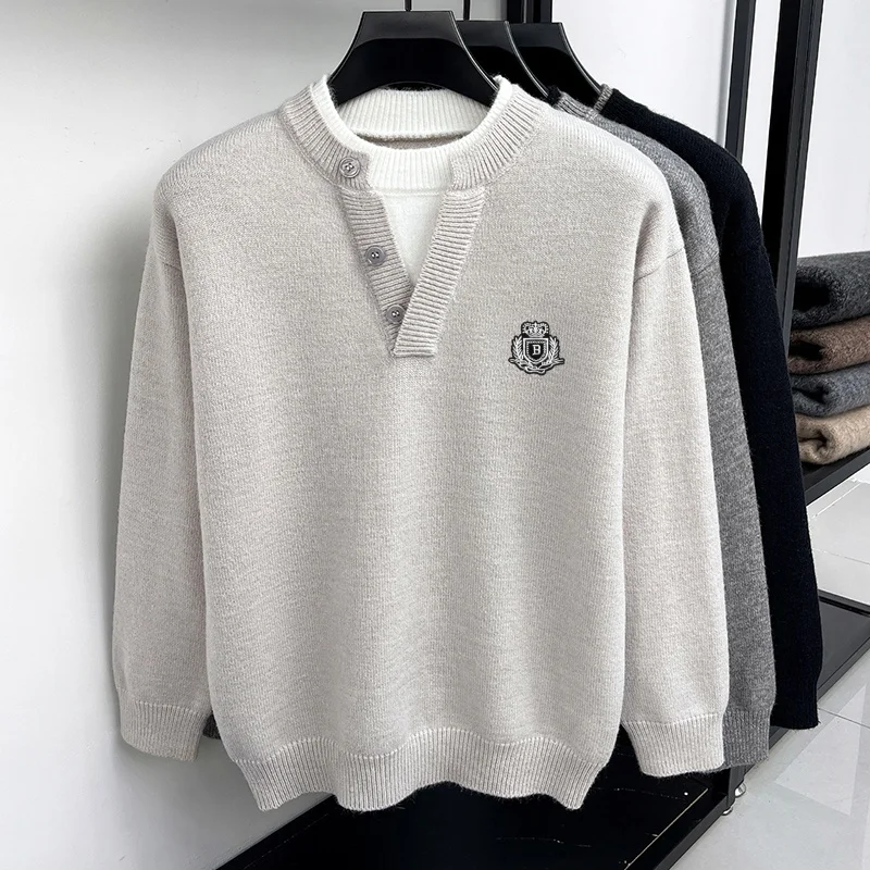 Britischer Stil Herren Langarm-Strickpullover mit Knöpfen, Zweiteiler-Optik, Farbblockierung, Stickerei, Outdoor-Komfort, Herrenbekleidung – Detail 10