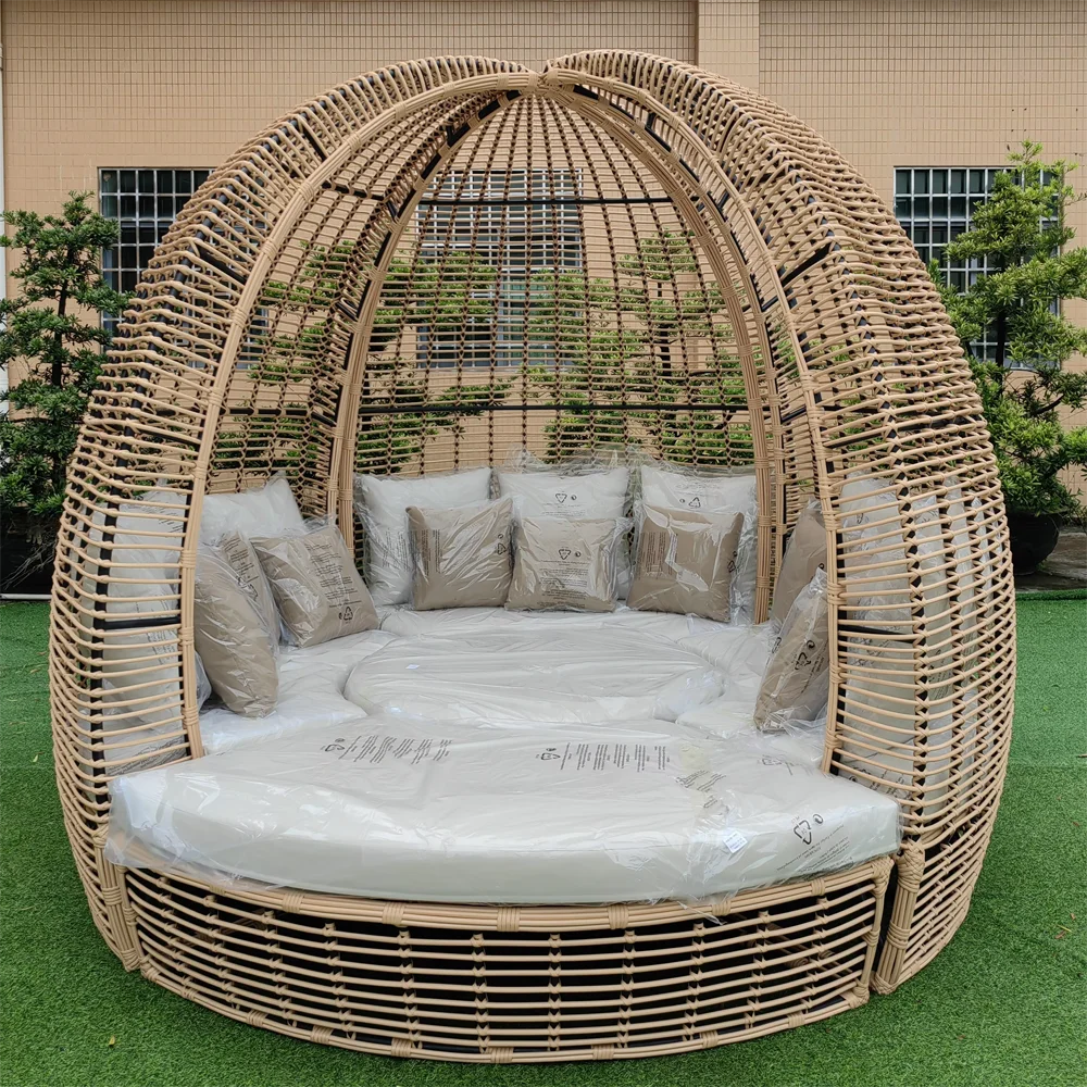 High Quality PE Rattan Waterproof Leisure Swimming Pool Garden Furniture Recliner Bed Outdoor Sun Lounger Beach Pool Chair