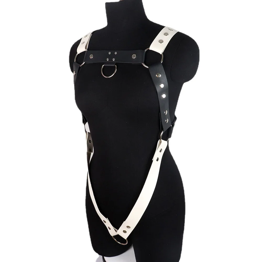 مثير الرجال BlackLeather المعادن الجسم مربط صدر فاسق الذكور الجلود عبودية زي مثير مثلي الجنس نادي الهذيان يمزح الكبار الملحقات