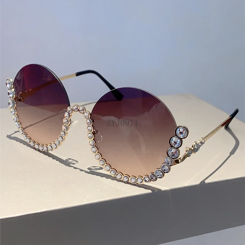 *Y2k Round Sunglasses Stylish Vintage Semi-rimless Women Shades with Rhinestones Ins Trendy Gradient Ocean Lenses Eyewear
