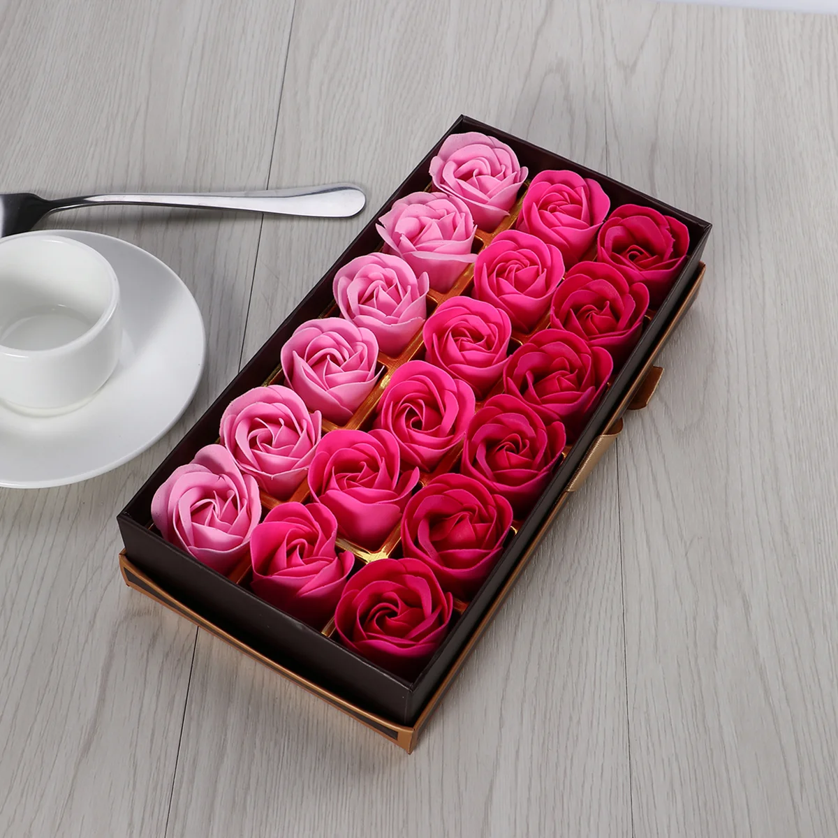 18 Pcs Soap Flower Guest Gift Flowers Roses Mothers Day Favors Petals for Bath Artificial