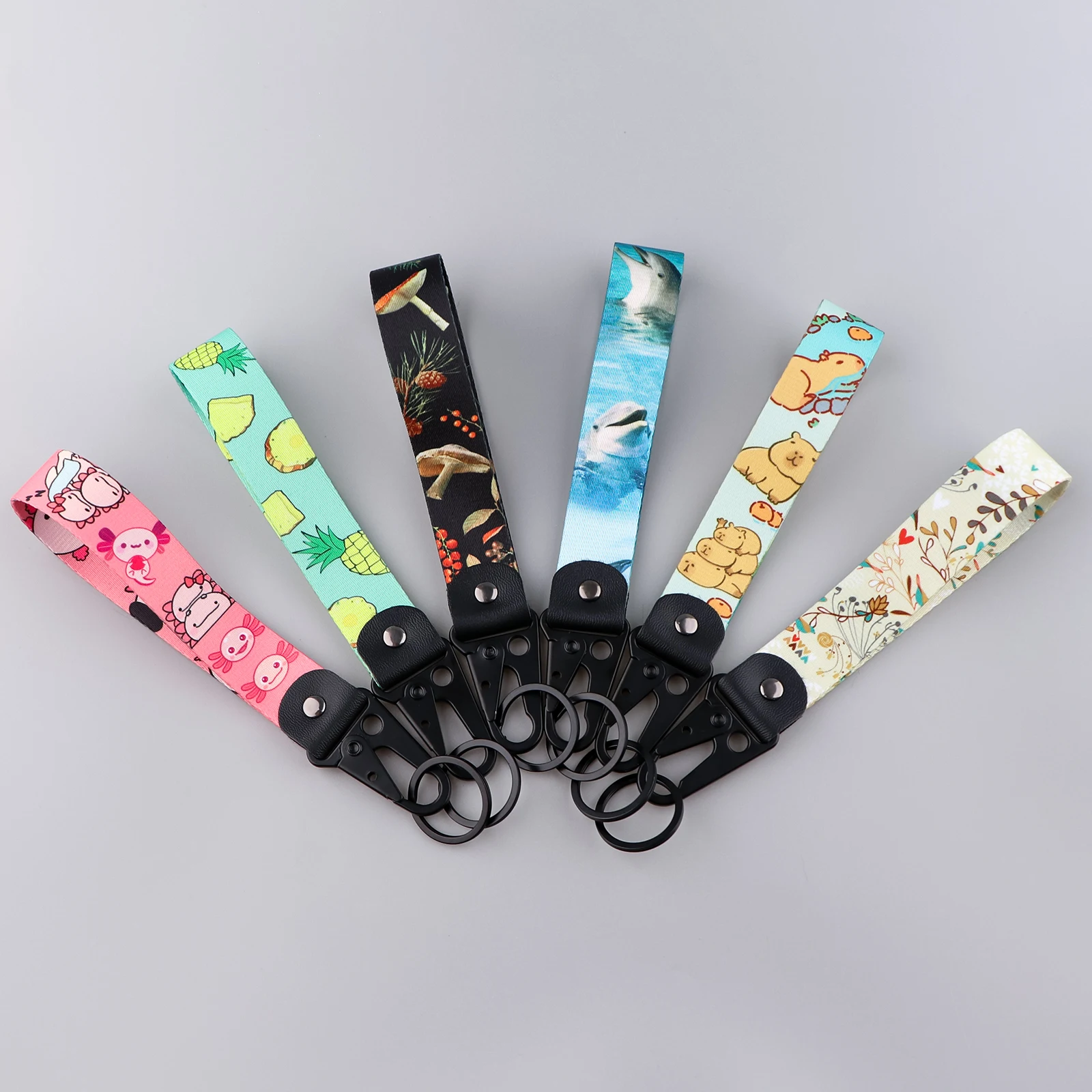 

Cute Animal Capybara Keychain Rings For Key Tags Short Lanyard For Keys Phone Straps Key Car Motorcycle Accessories