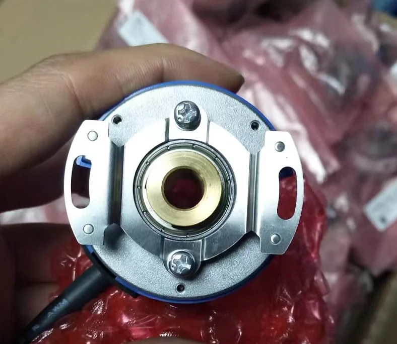 Tamagawa TS5207N510 o-riginal original TS5207N577 OIH48-1000P6-L6-5V Encoder