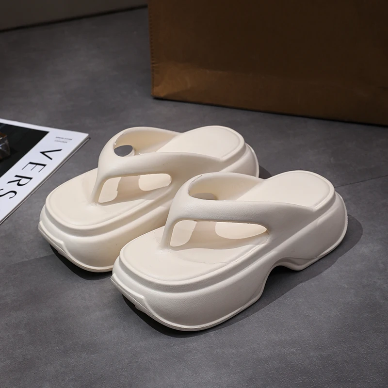 Plateau-Damen-Flip-Flops, lässige Damen-Hausschuhe, weiche Sohlen, flache Sommersandalen, dicke Sohlen für den Außenbereich, rutschfeste Strandschuhe