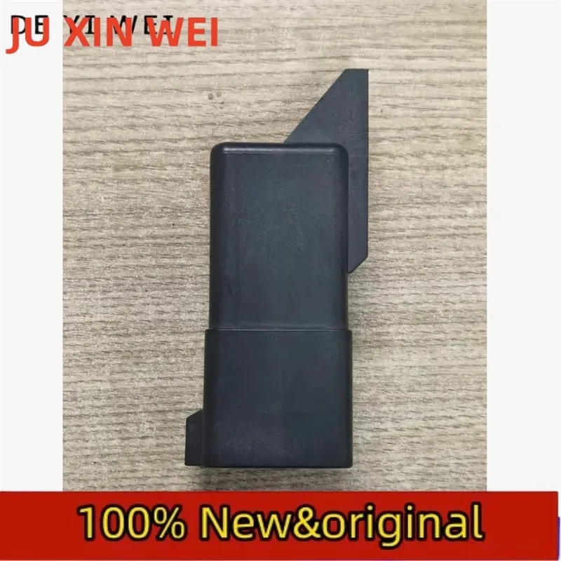 1PCS New OEM Preheating relay 03G 907 282 A  03G907282A