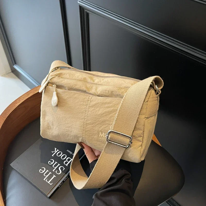 

Casual Soft Nylon Shoulder Bags Large Capacity Sewing Thread 2025 Hot Sale Versatile Handbags for Women Zipper Solid Color
