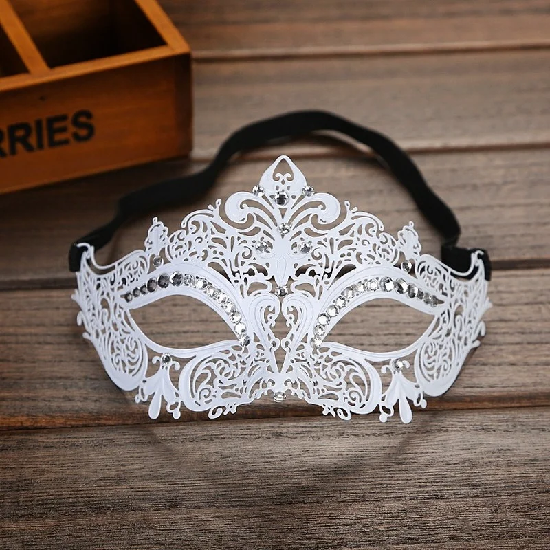 Fashion 2 Color Metal Filigree Venetian Beautiful Luxury Masquerade Mask Mardi Gras Party Sexy Eye Mask Macka with Rhinestones