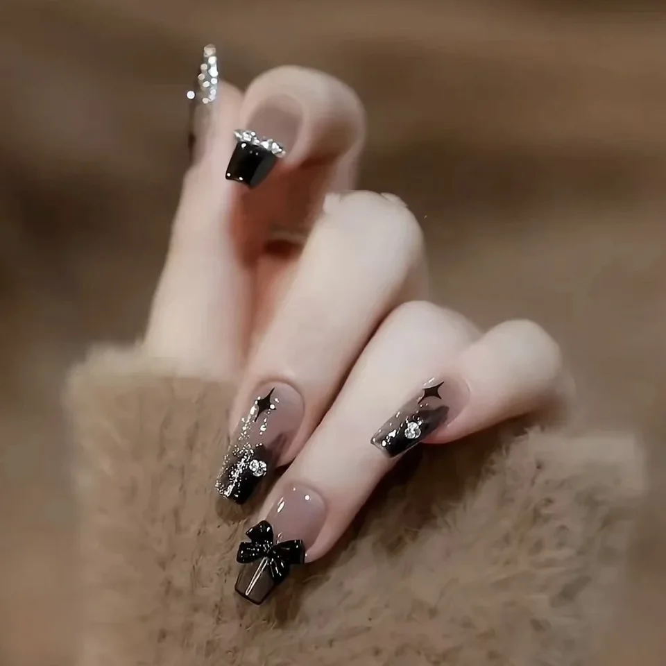 24 uñas postizas de presión, estilo oscuro con degradado, lazo blanco largo 3