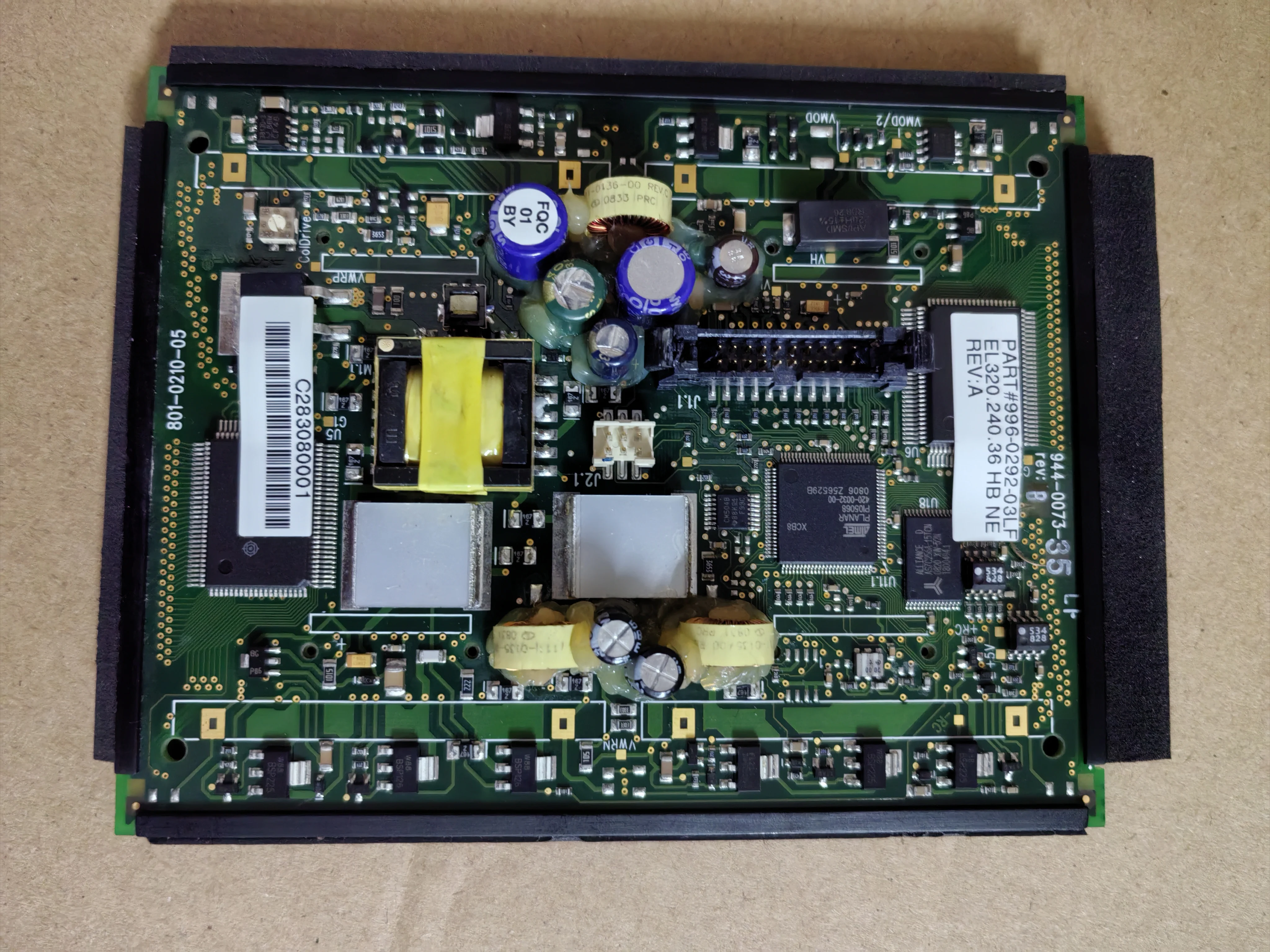 شاشة صناعية أصلية EL320.240.36، تم اختبارها ومتوفرة في المخزون EL320.240.36 HB NE