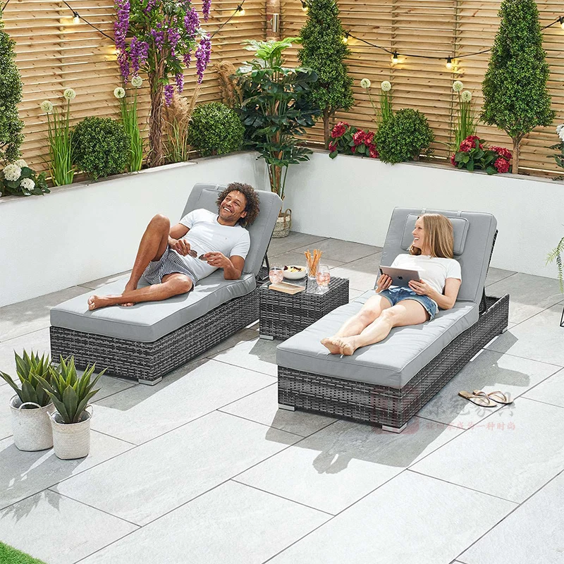 Outdoor Bedding Outdoor Balcony Outdoor Vine Weaving Sofa Bed Leisure Beach Swimming Pool Folding Chair Waterproof and Sunscreen