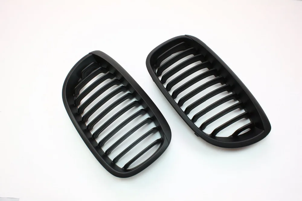

Euro Style Matte Black Front Grille for BMW E46 2DR 3 Series 03-06 Facelifted
