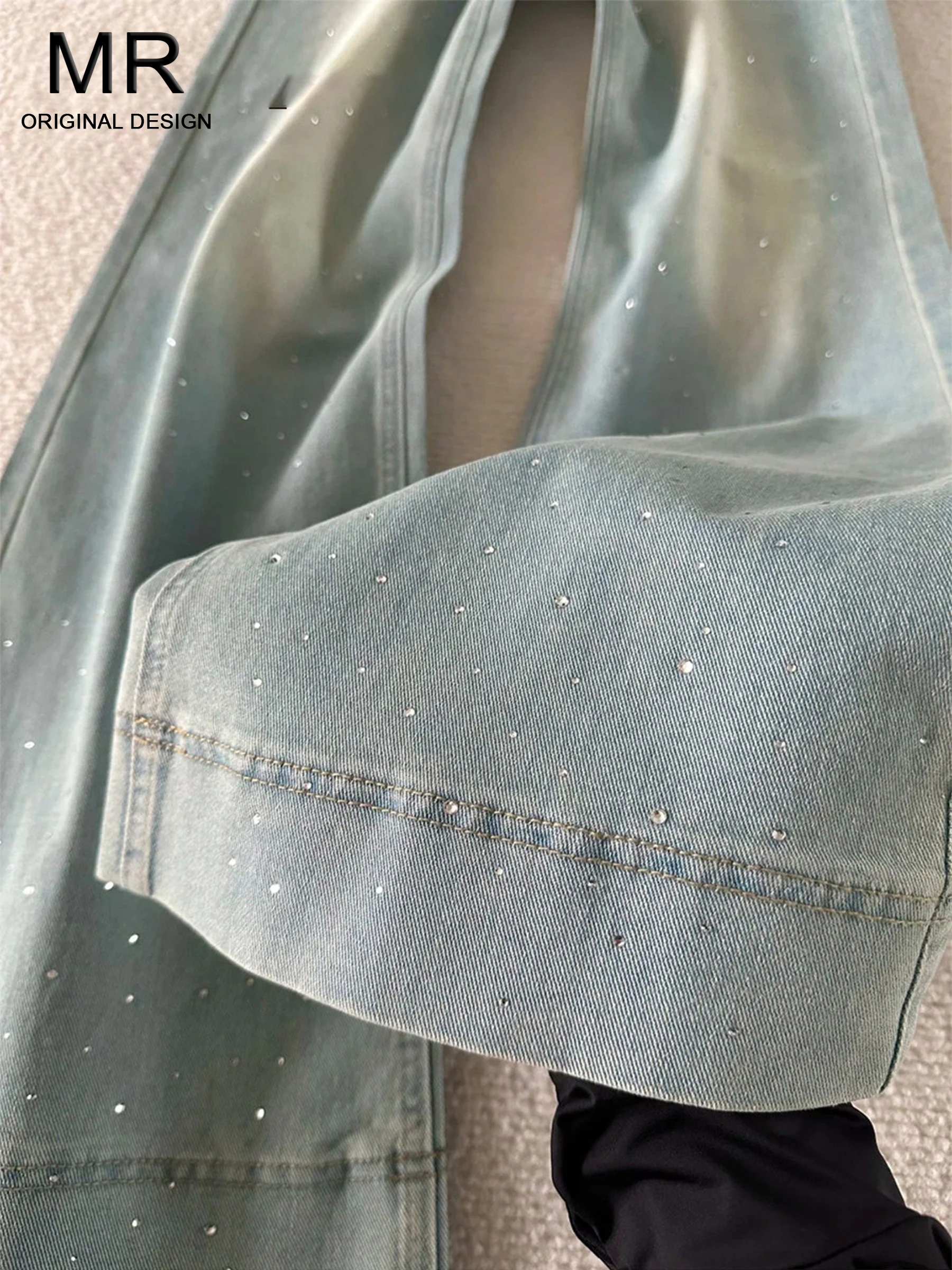 

Светло-голубые женские джинсы-клеш в американском стиле с высокой талией, летние шорты с блестящими стразами, свободный крой, повседневные джинсы