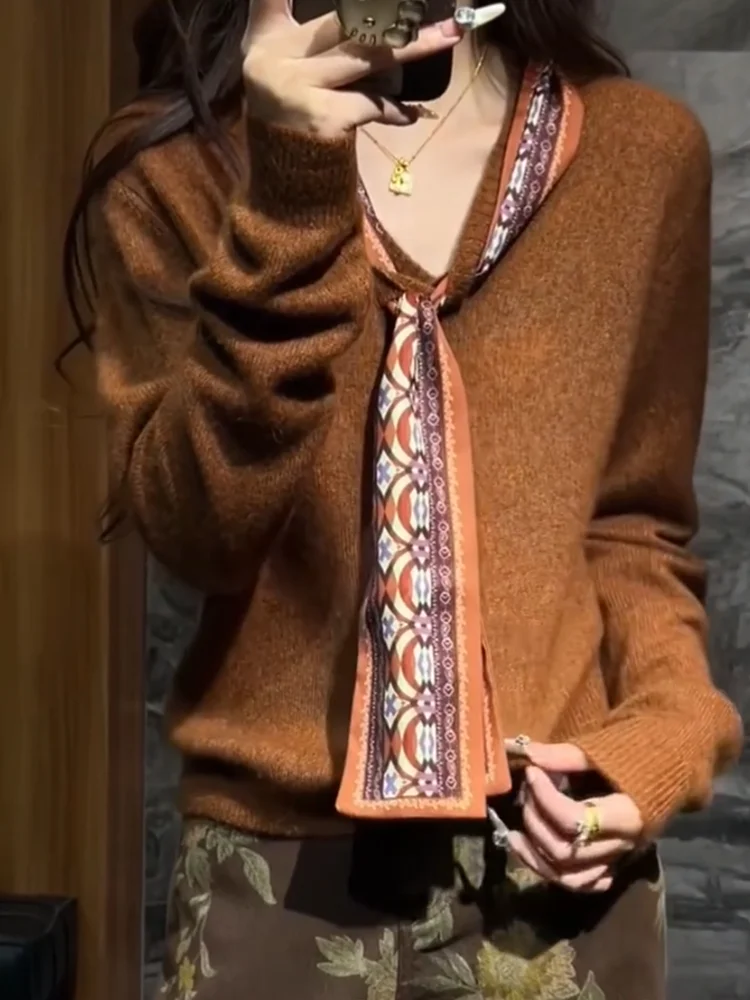 

Retro V-ne Knitwear Casual Versatile Slimming Top for Autumn Season plus Size Comfortable Warmth Heating Long Sve Crew Ne