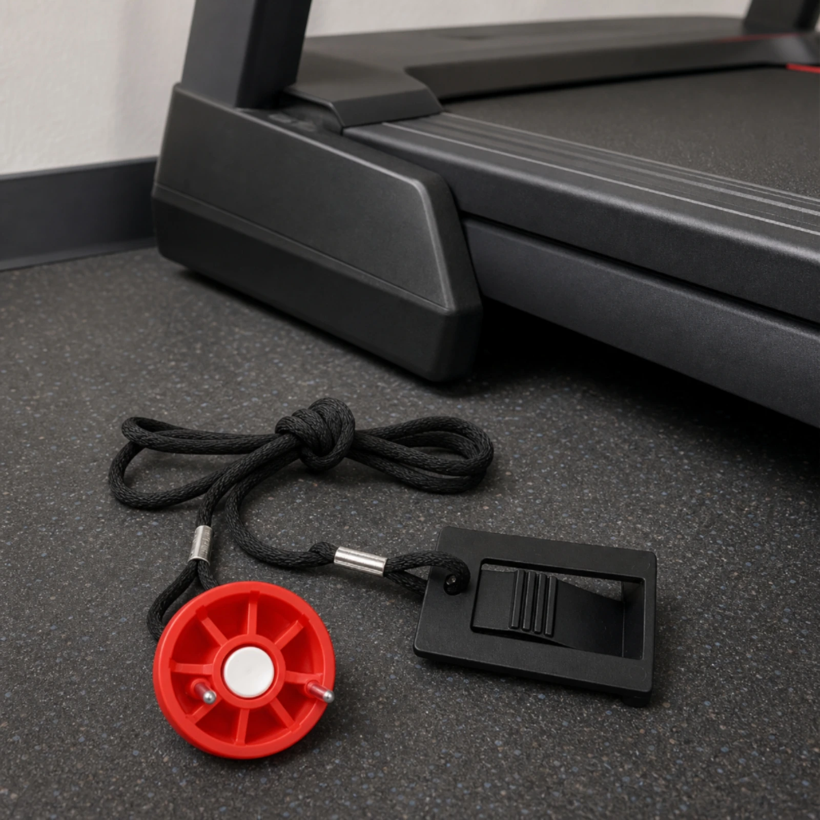 Treadmill Safety Lock Assembly Replacement Treadmill Emergency Stop Key Assembly Corded Robust for Running Exercise
