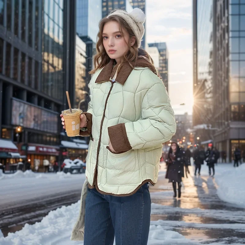 

2025 Women's Winter Lightweight Short Cotton Jacket Female Contrast Lapel Diamond 2 Pocket Padded Jacket Women's Winter Jacket