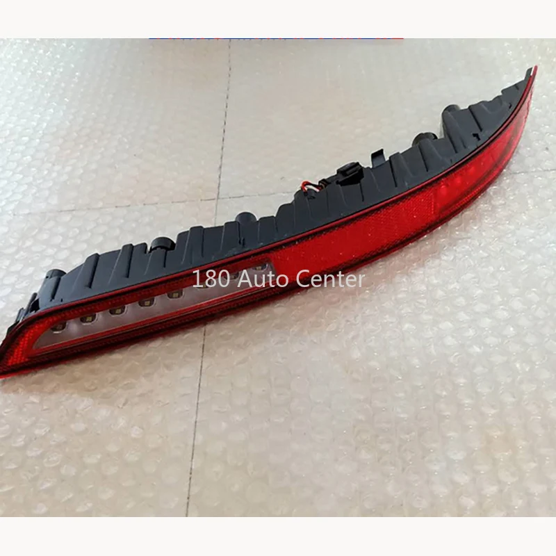 

Geely AZKARRA Фонарь заднего бампера