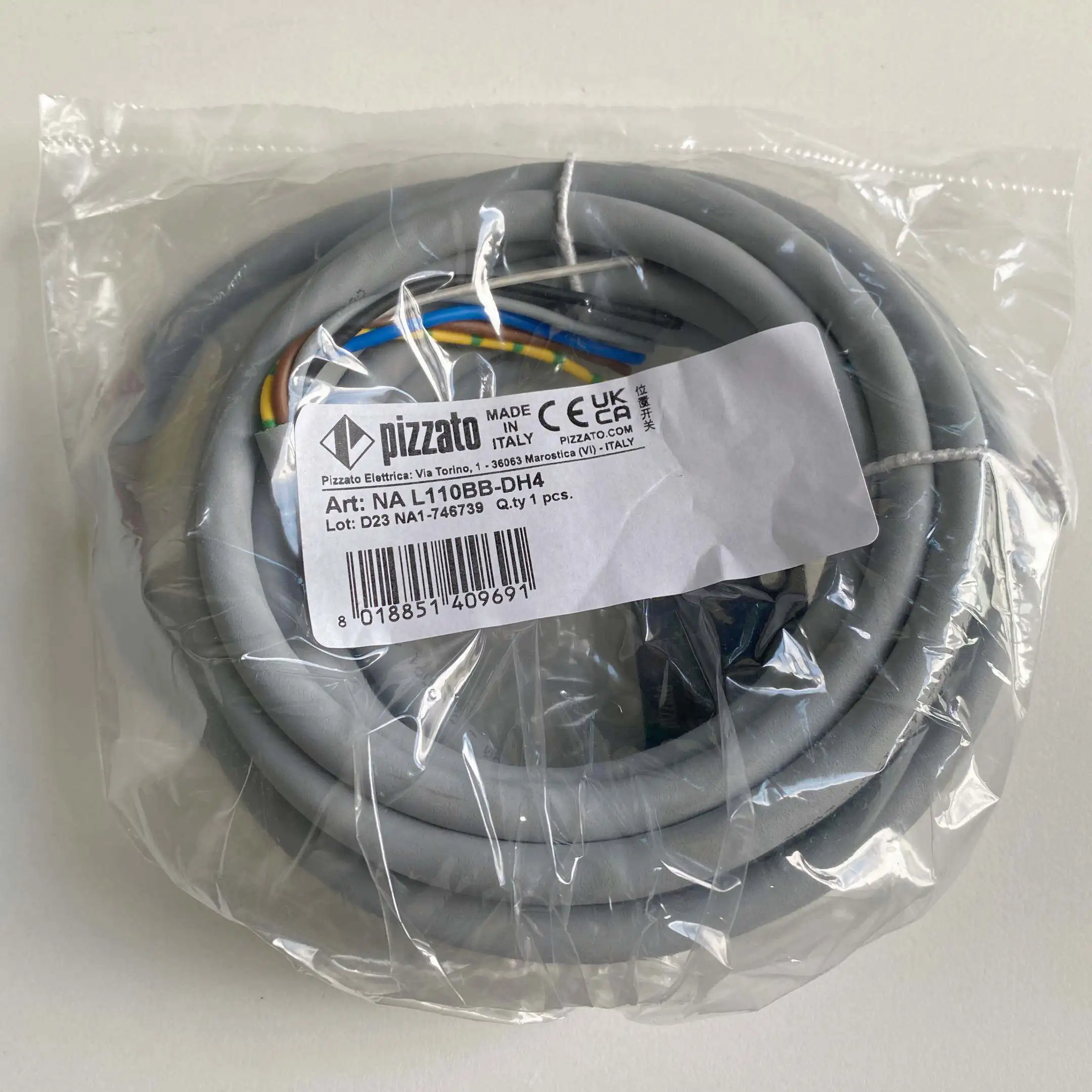 New Pizzato Italy original limit switch NA L110BB-DH4 1pcs