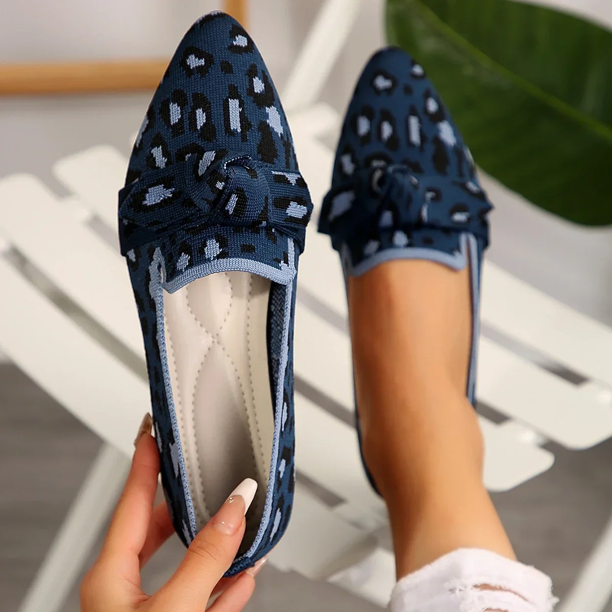 Damen-Flats 2024 Neu Gestrickte Slip-On Atmungsaktive Bequeme Einfarbige Schuhe Lässige Spitze Loafer Sneakers für Damen – Detail 7