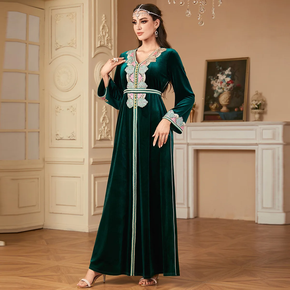 UNI 2025 Eid Winter Velvet Dress Msulim Women Elegant Abaya Lace-up Abayas Morocco Party Dress Maxi Vestidos Kaftan Arabic Robe