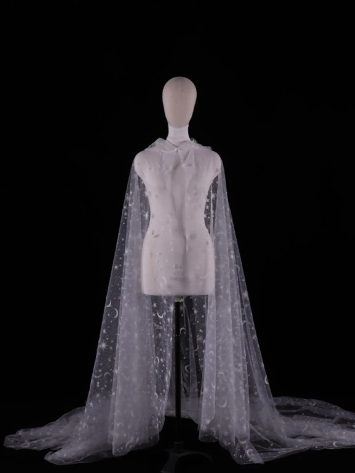 

iny Bridal Veil oulder awl New Sle Star Moon without Wedding Drsparkling Train Soft Tulle Material