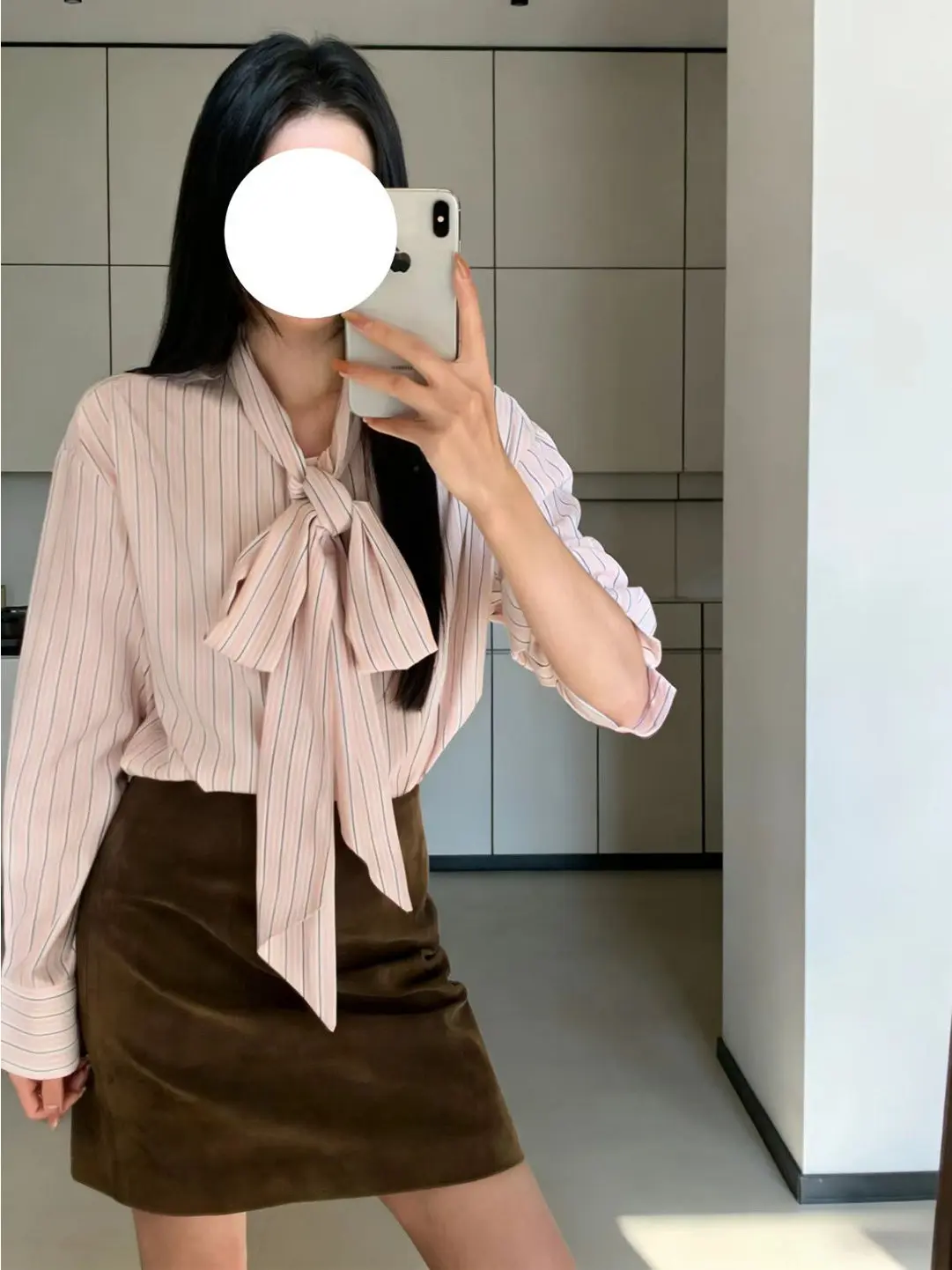 

Элегантная розовая полосатая рубашка с длинным рукавом, женская повседневная модная рубашка, весна-осень, новый стиль, из полиэфирного волокна, унисекс, для повседневной носки