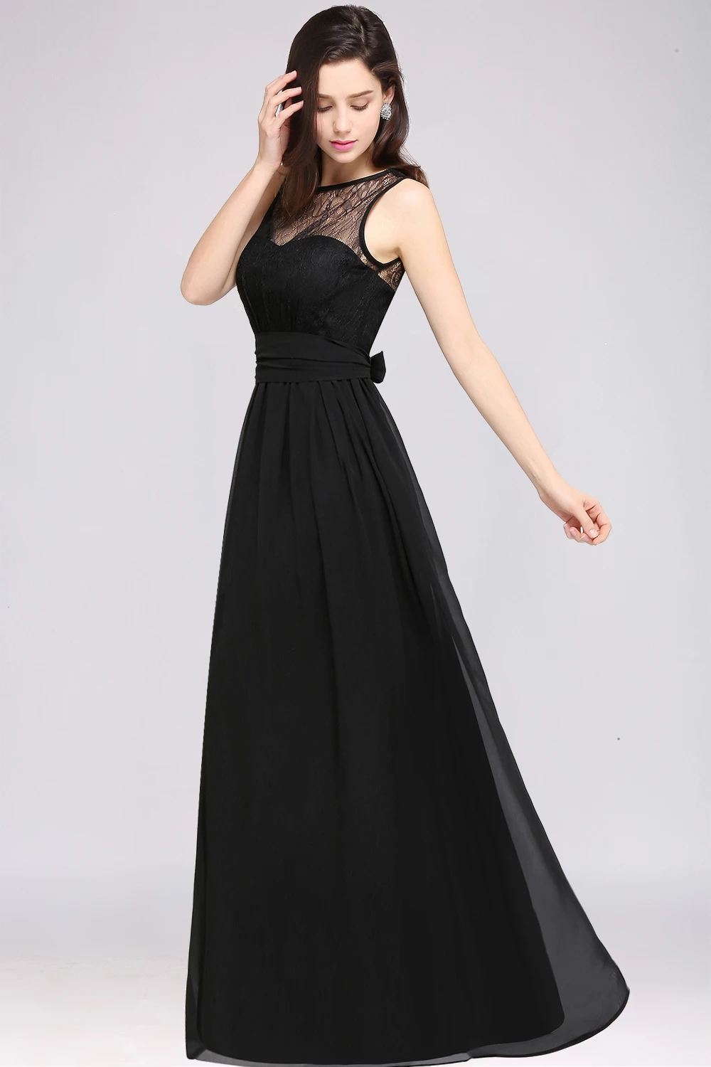 New Arrivlas In Stock Elegant Long Lace Evening Dresses Sleeveless Backless A Line Vestidos De Fiesta Formal Party Prom Gowns