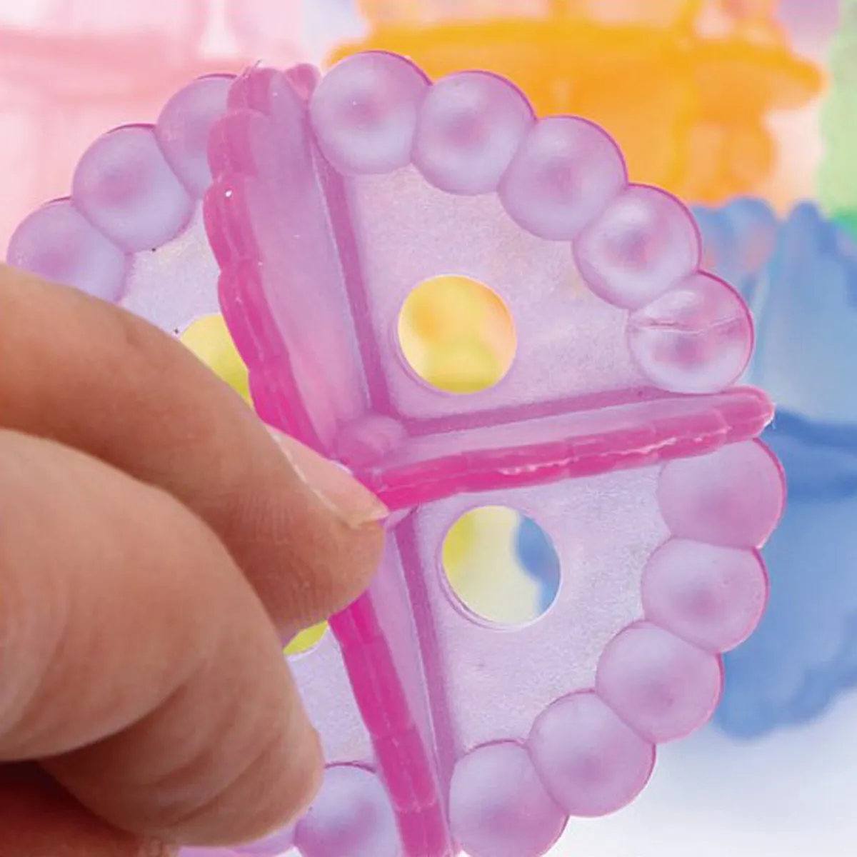 

4 шт. шариков для стирки и сушки белья, 1,9 дюйма, для быстрой сушки, смягчающие ткани, разные цвета