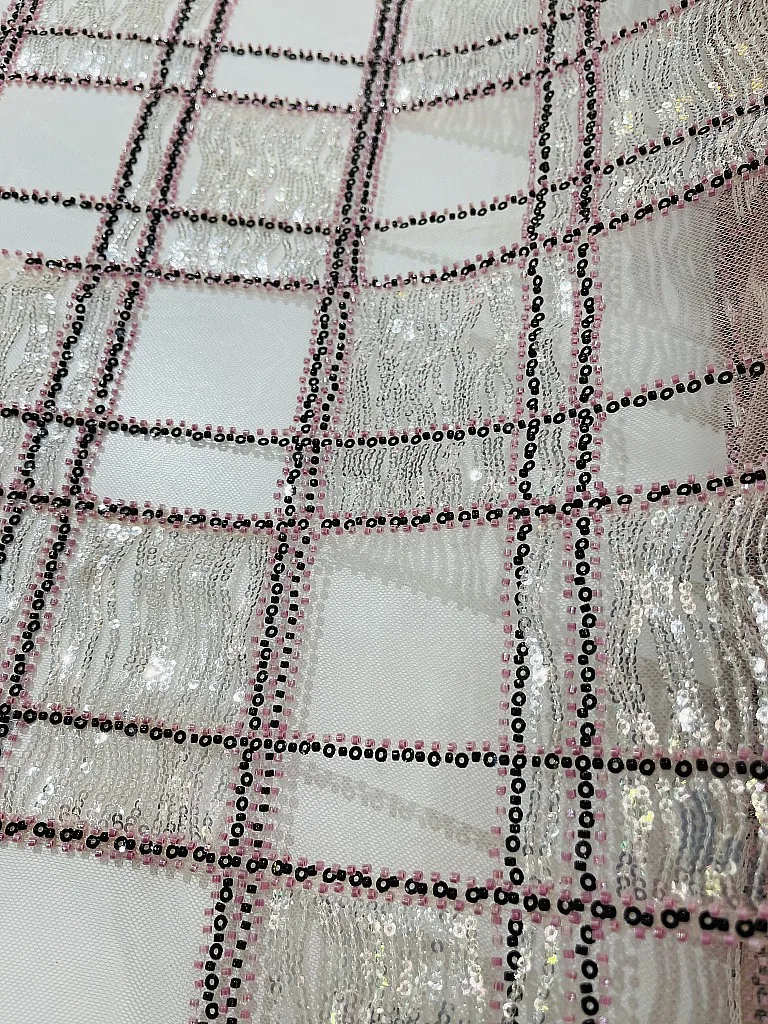 

Niche Designer Tailor Pink Plaid Sequined Bead Tube Embroidered Fashion Dress Mesh Tassel Fabric DIY
