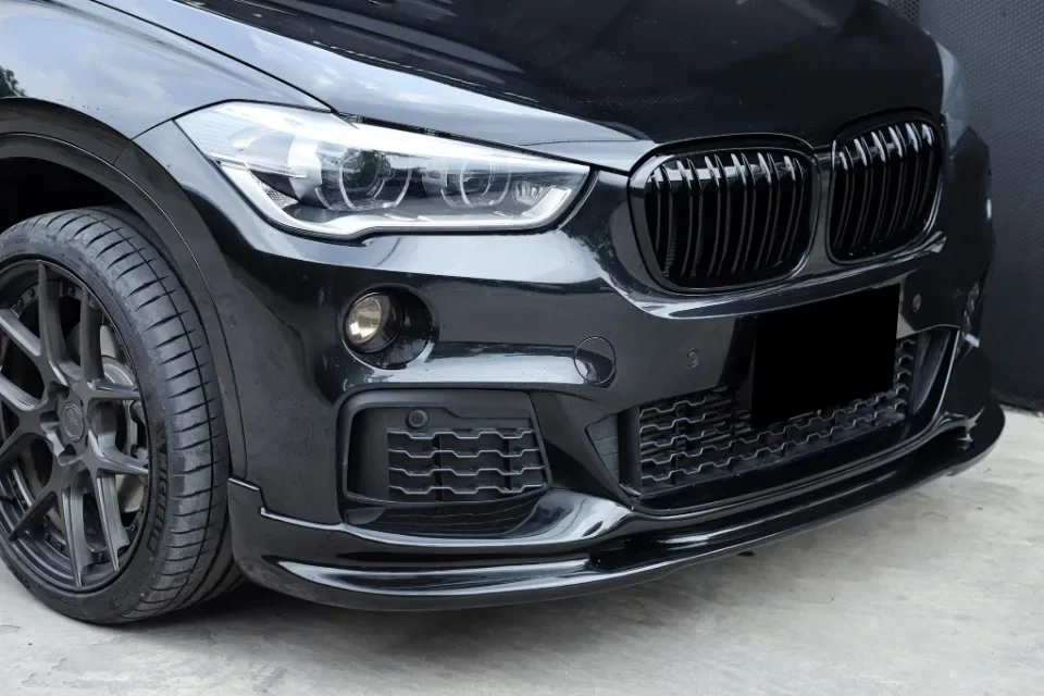 XVIP glänzende schwarze Diamanten-Stil Frontstoßstangen-Nierengitter für BMW X1 F48 F49 2016–2019. Oberes Racing-Gitter im glänzenden Linien-Stil – Detail 24