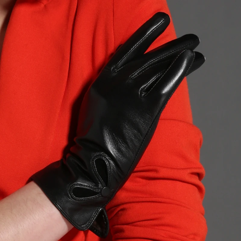 GOURS Winter Real Leather Gloves Women Black Genuine Goatskin Gloves Fleece Lining Warm Soft Driving Fashion Buttons New GSL017