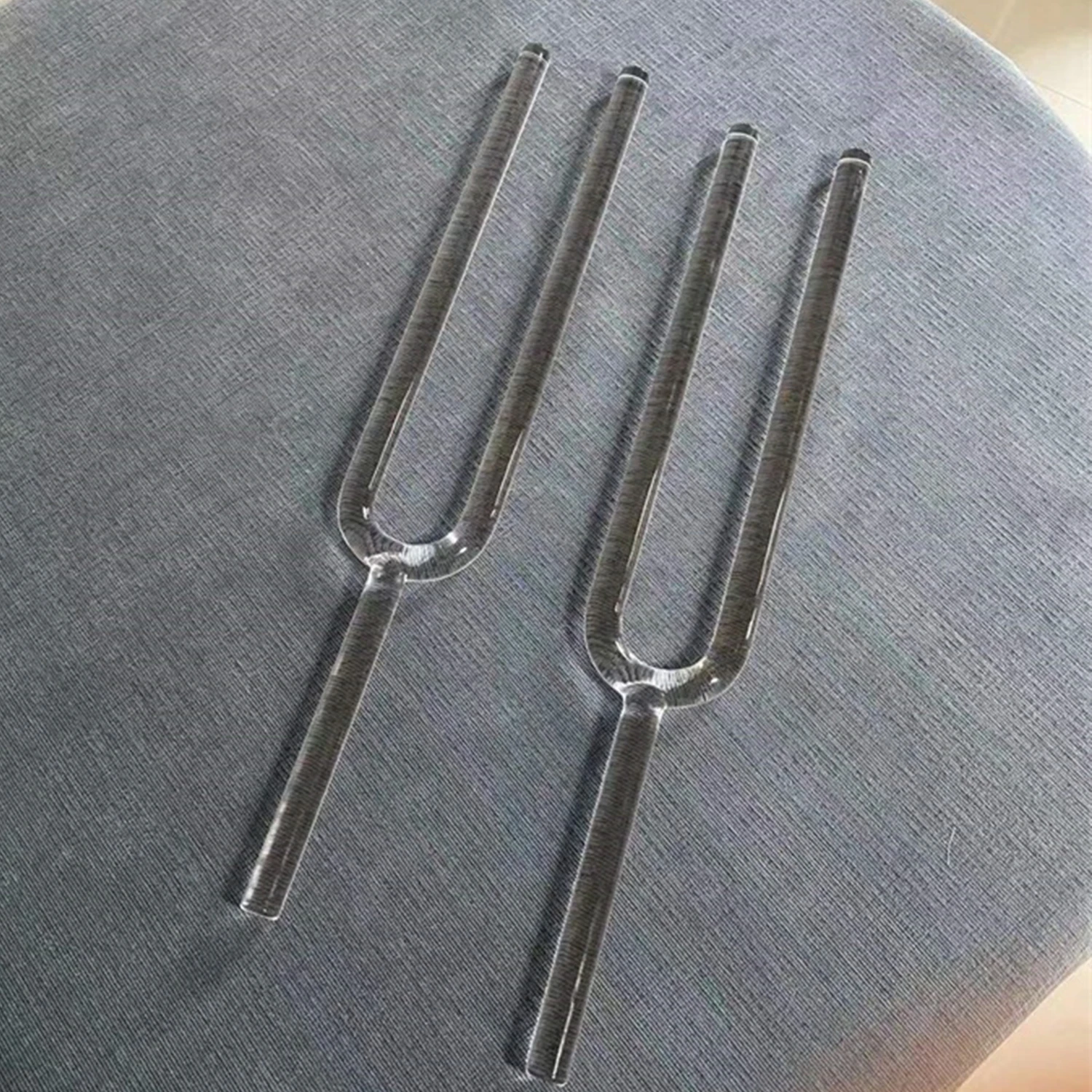 Star Linkup 16mm Clear Quartz Crystal Tuning Fork with dual 432Hz & 440Hz tuning frequencies, pure crystal resonant tool used for chakra cleansing, sound therapy, stress relief and deep meditation healing work view 5