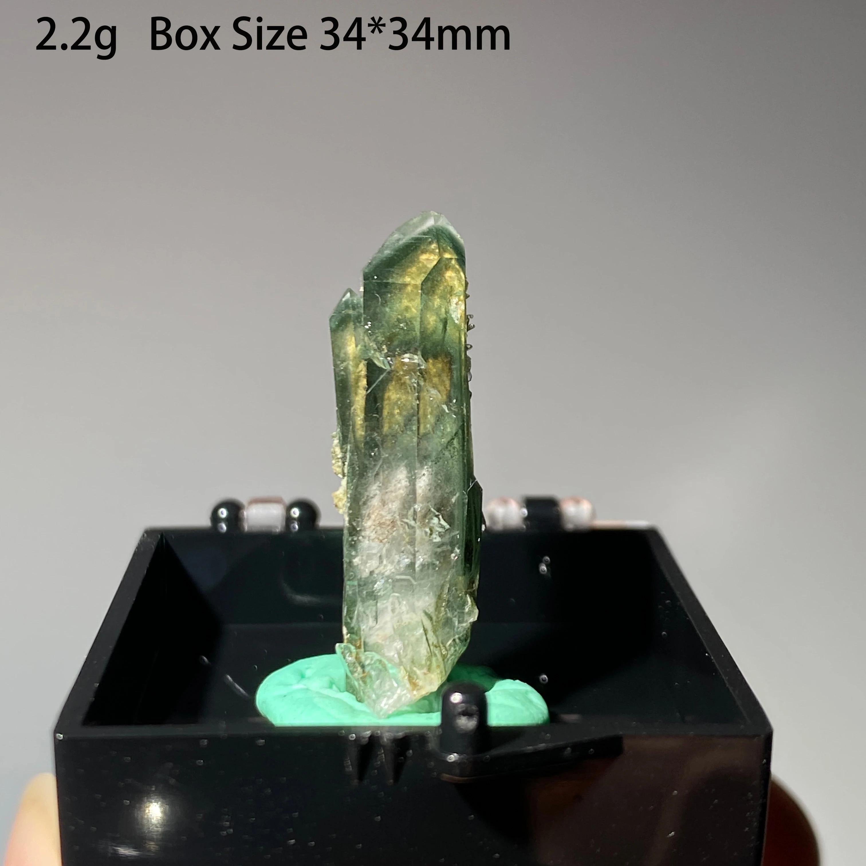 Natural Green Phantom Crystal Column Specimen for Meditation Healing Spiritual Home Decoration Gift - Unique Ore Teaching