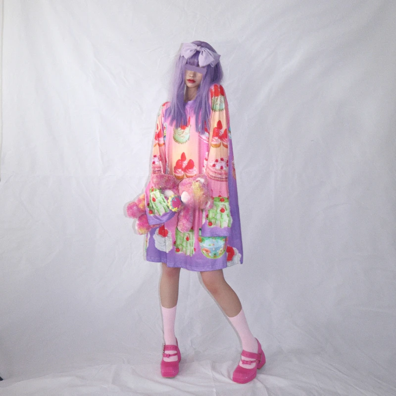 Design originale Y2K Dolce Fresco Colthing da donna Torta giapponese Stampa Manica lunga Allentato Dimagrante T-shirt che riduce l'età Abito da donna