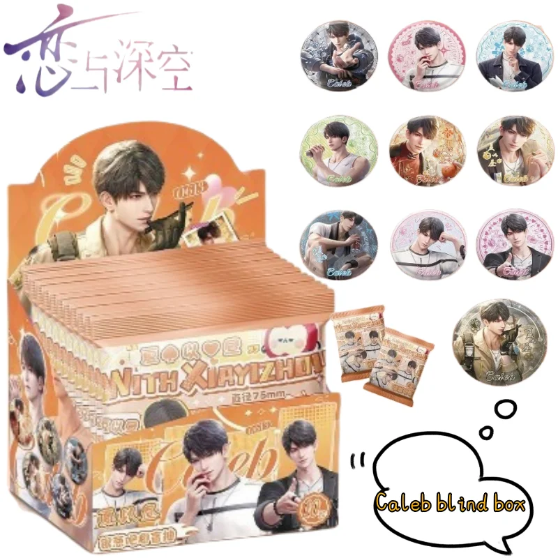 Love and Deep Space Sylus Caleb Bar Corner Box Hochwertige Cartoon-Figur-Peripheriegeräte 75 mm Weißblech-Brosche Blind Draw-Abzeichen