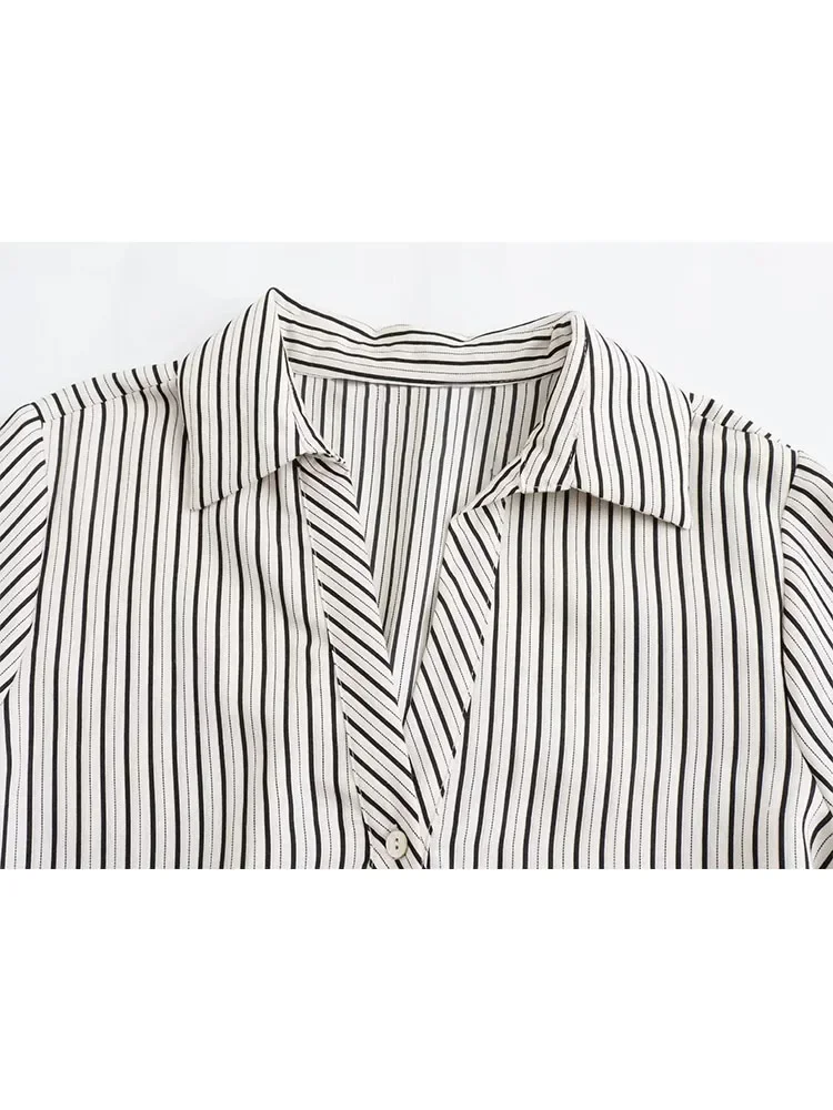 Women 2023 New Fashion Versatile Style Striped Casual Blouses Vintage Long Sleeve Button-up Female Shirts Chic Tops