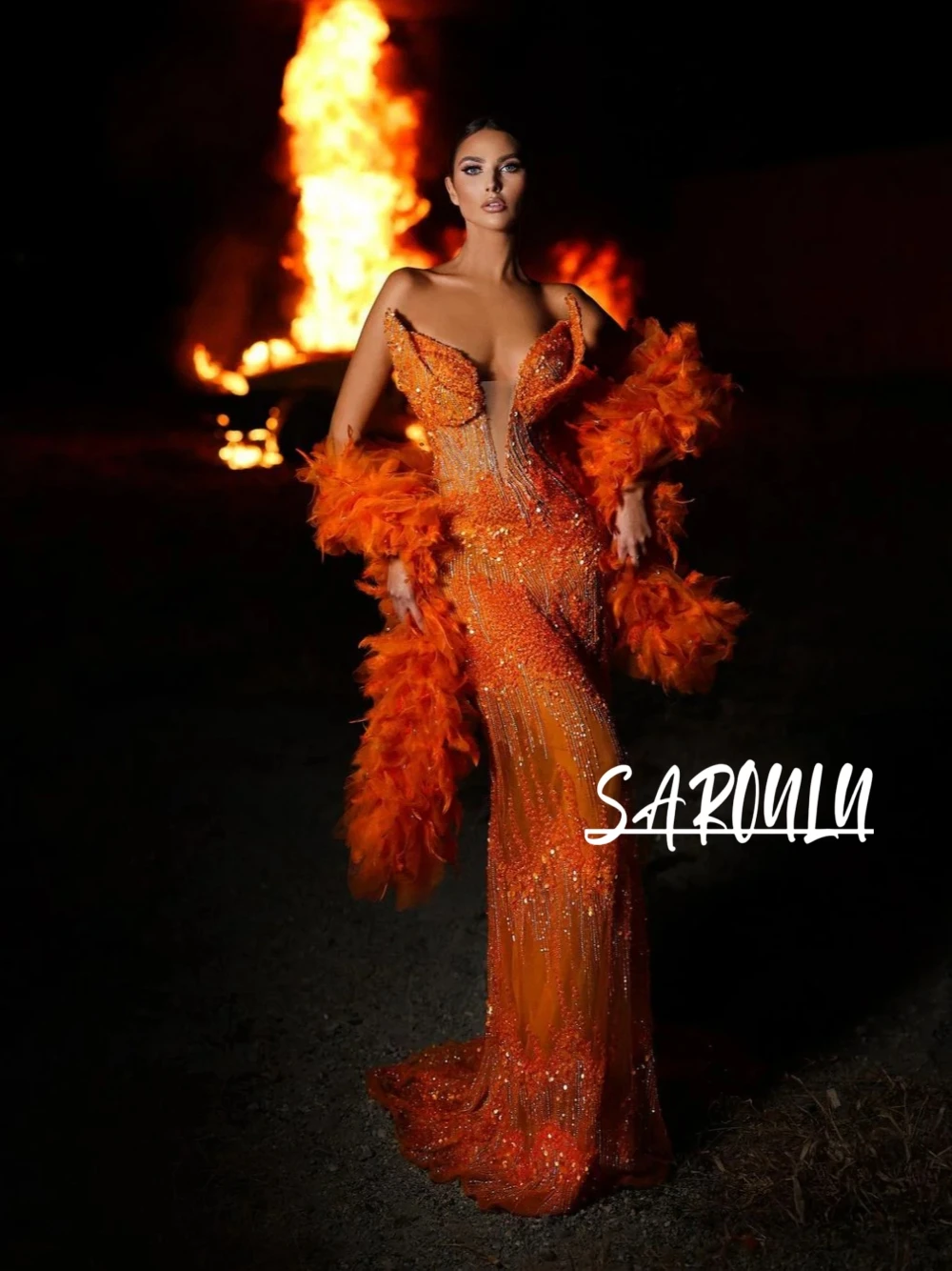 

2026 Opulent Feathers Orange Evening Dress Glamorous Sparkling Mermaid Sexy See Through Deep V Neck Customized Formal Party Gown