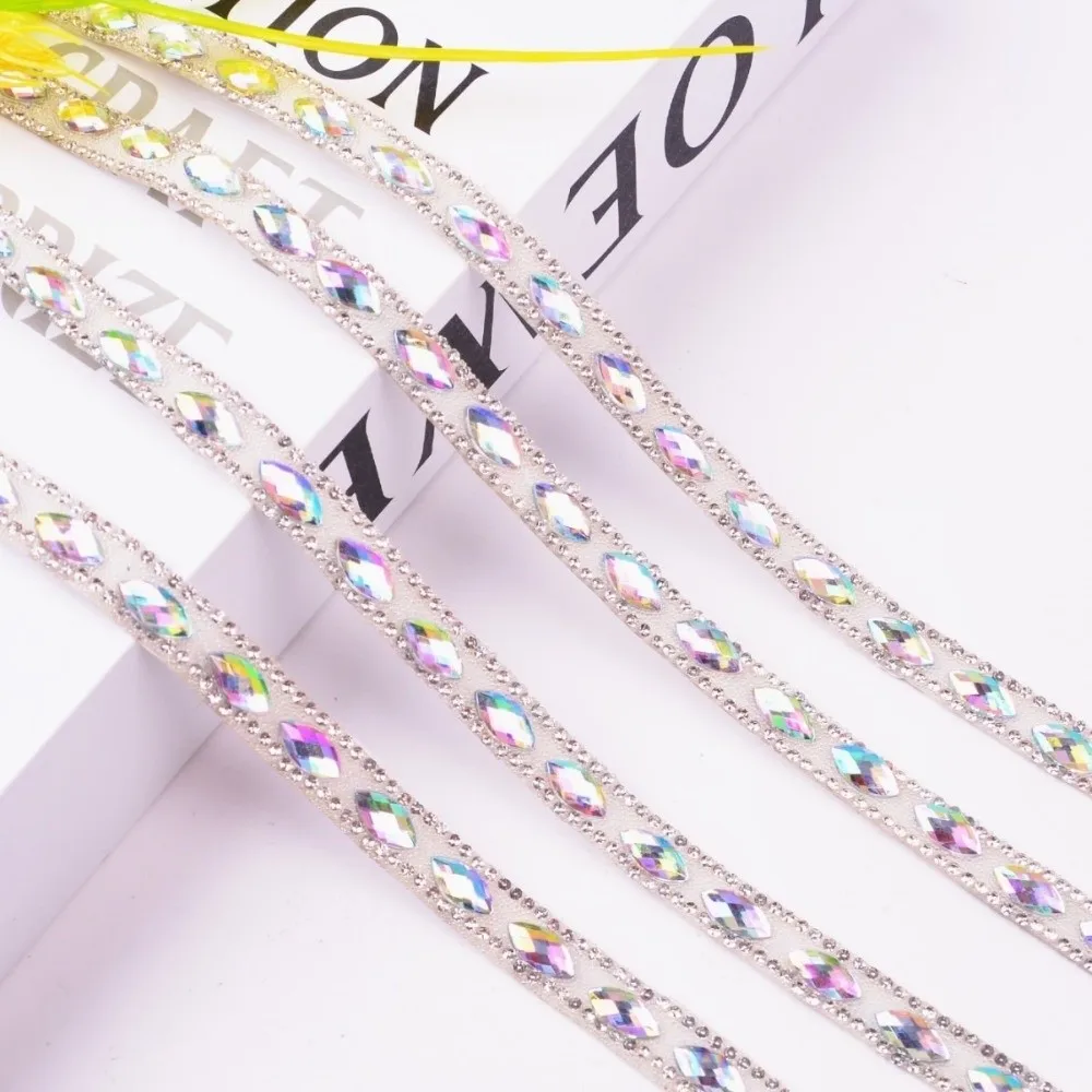 

New Horse Eye Shape Rhinestone Chain Shiny Flexible DIY Accessory Self Adhesive Dancewear Decoration Garment Accessories