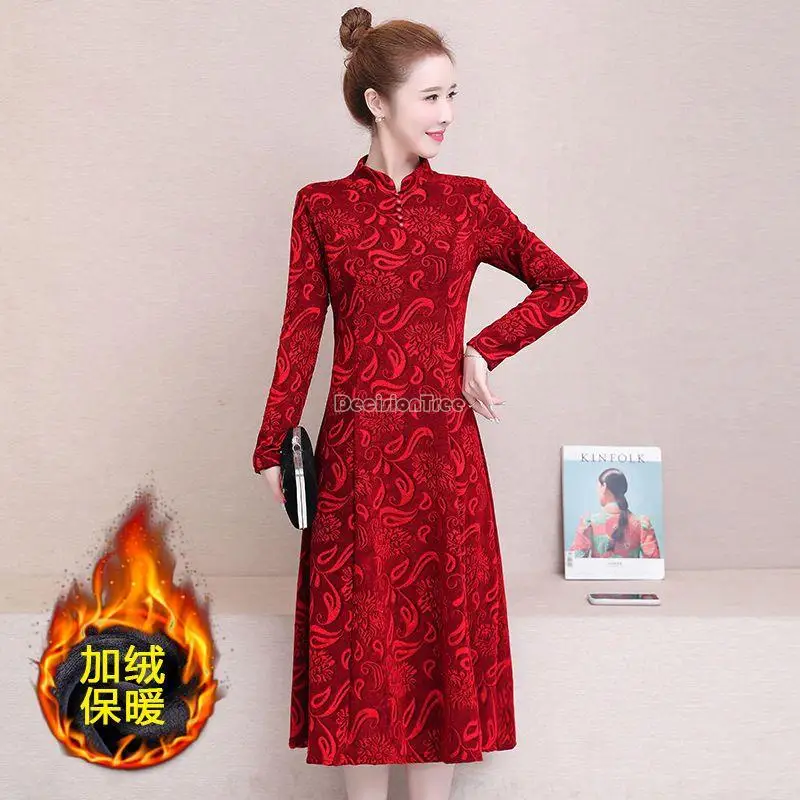 

2023 thick jacquard autumn and winter chinese style improved cheongsam long sleeve stand collar long thicked qipao dress s751