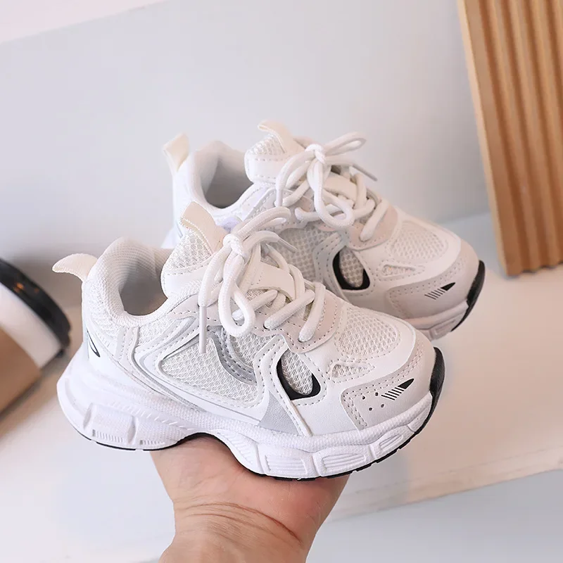 Kids Casual Running Shoes with Thick Soles Boys Girls Fashion Versatile Sports Shoes 2026 New Children Mesh Breathable Sneakers