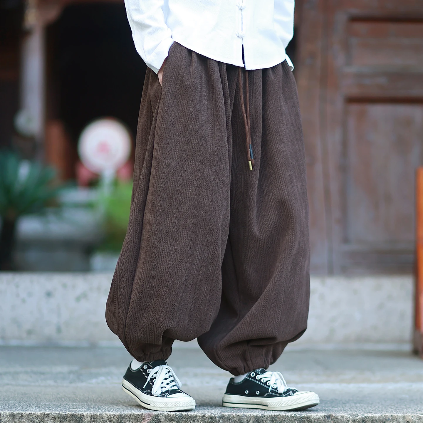 

2026 Autumn Winter Men Chenille Baggy Pants Man Loose Casual Hip Hop Pants Man Streetwear Harem Pants Couple Trousers