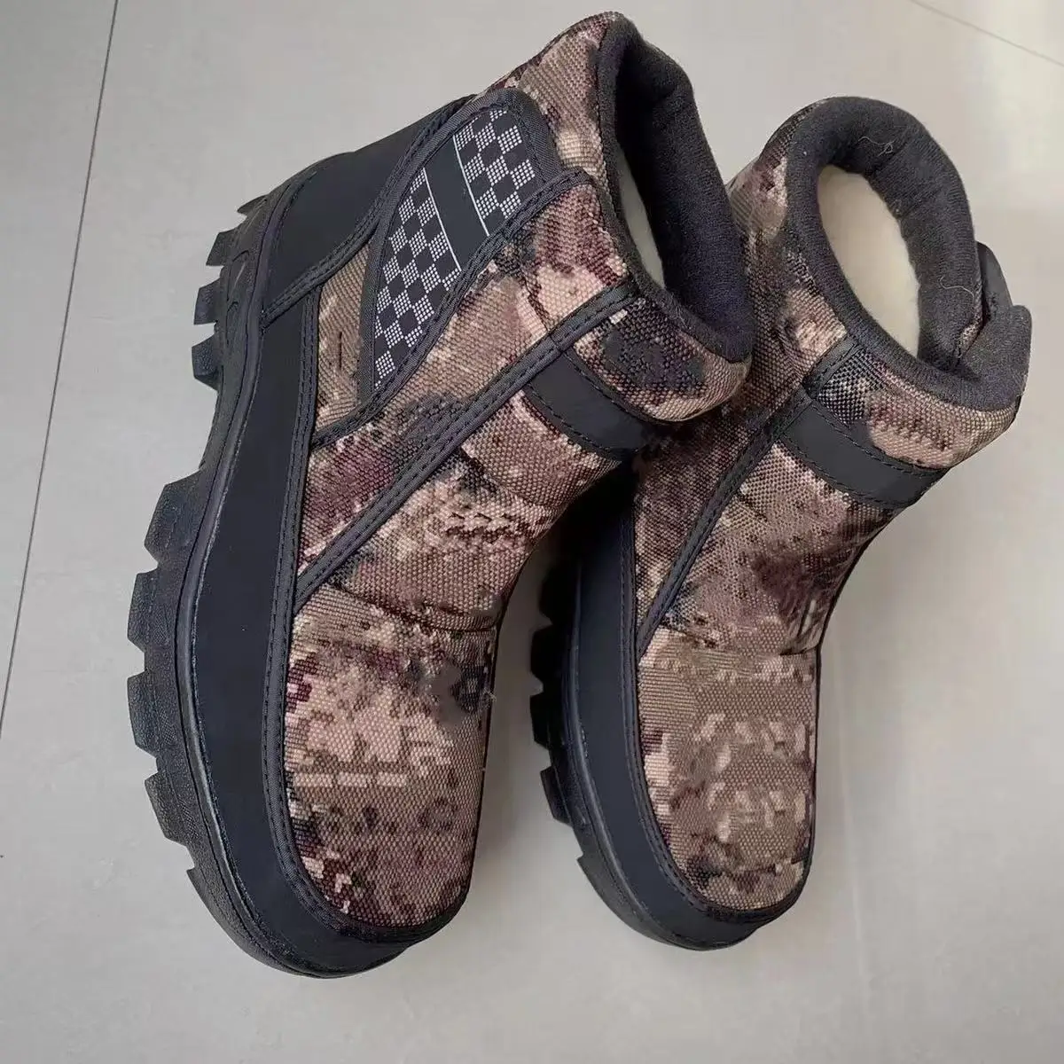 2026 Winter Men's Warm Thick-Soled Anti-Snow Boots With Added Insulation And Comfortable Casual Cotton Shoes 39-45