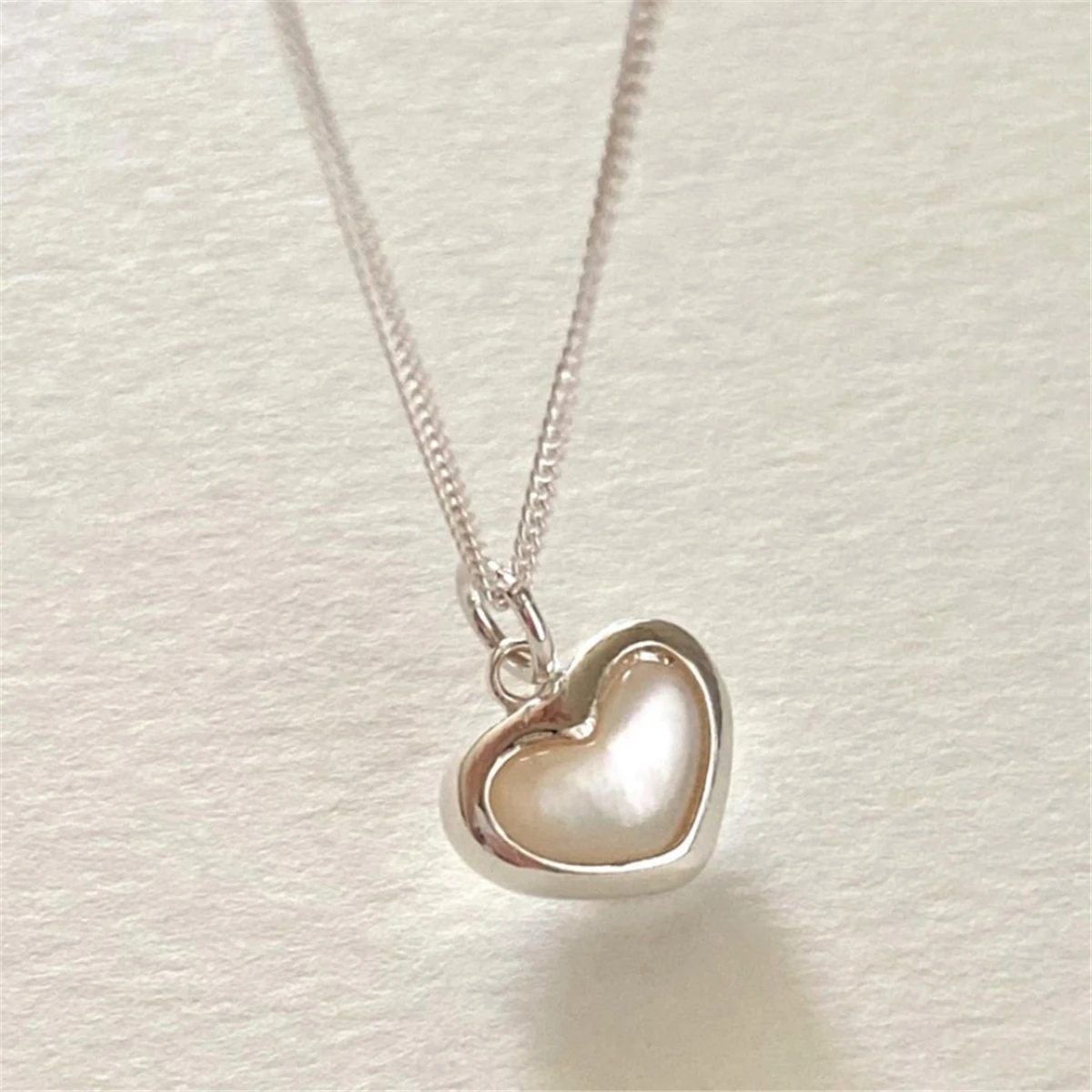 

Lispector 925 Sterling Silver Korean Shell Love Heart Pendant Necklace for Women Clavicle Chain Female Jewelry Couple Gifts