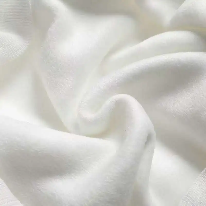 2026年秋冬メンズハイネックセーター、保温性を高めるパッド入り、快適でフィット感の良いベースレイヤーシャツ