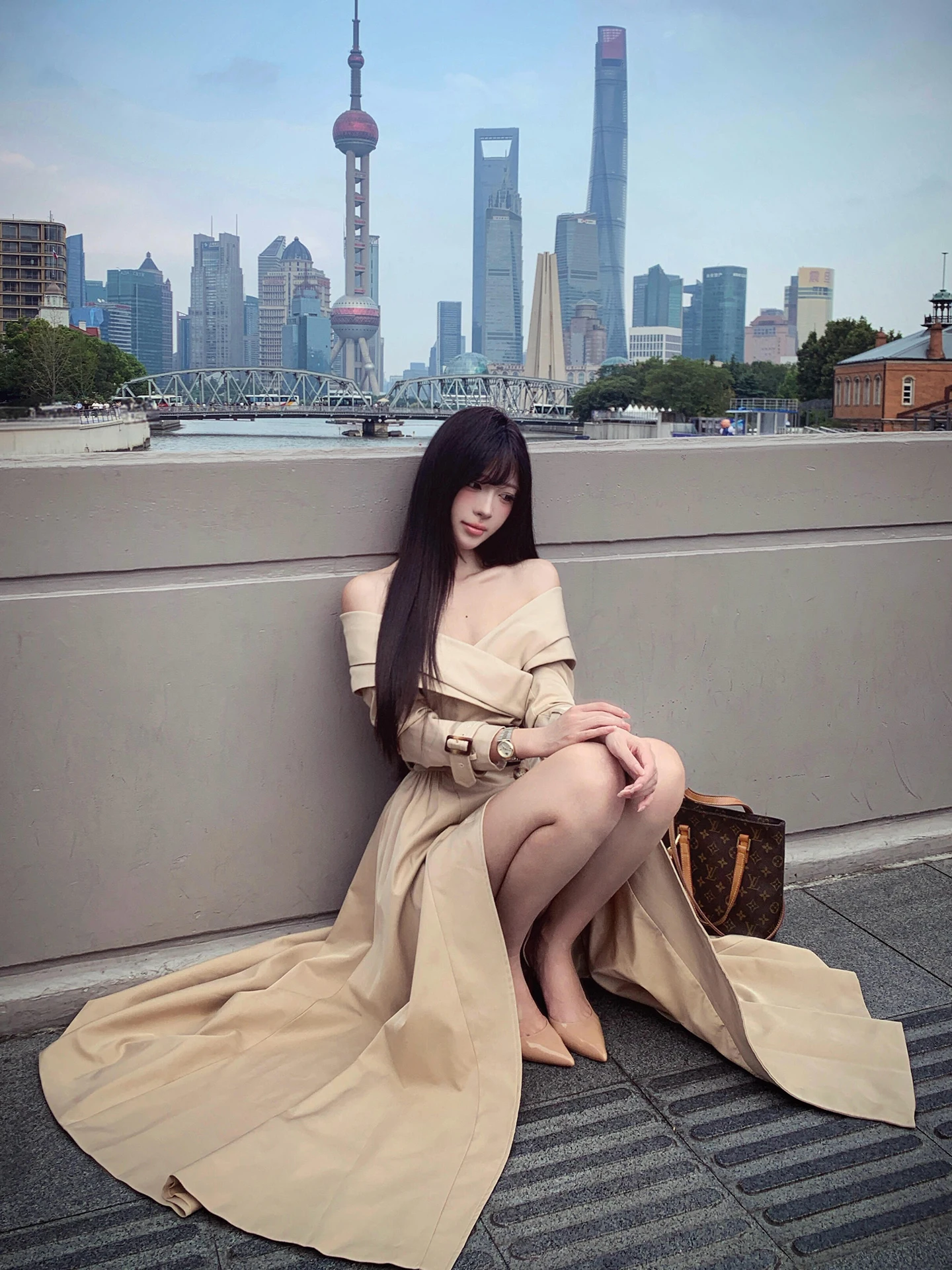 Khaki Color Women's Coat Spring Autumn 2026 New Style Elegant Single Button Mid-Length One-Shoulder Dress High Waist Belt