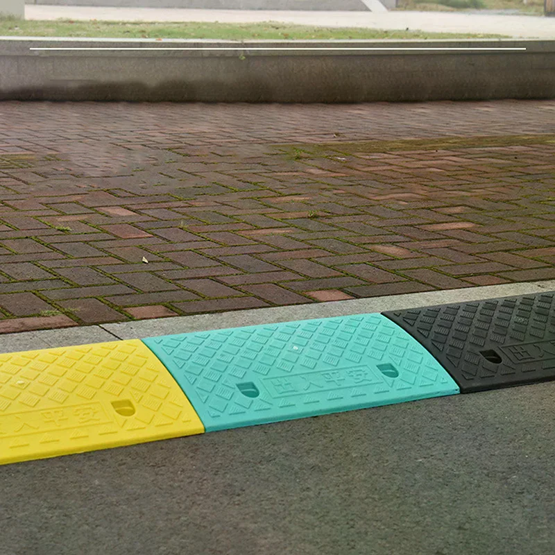 

1 шт. пластиковый пандус для кераба, нескользящий пороговый пандус, высота 30/40/50 мм для автомобилей, велосипедов, инвалидных колясок, обивка для гостей, гладкие переходки