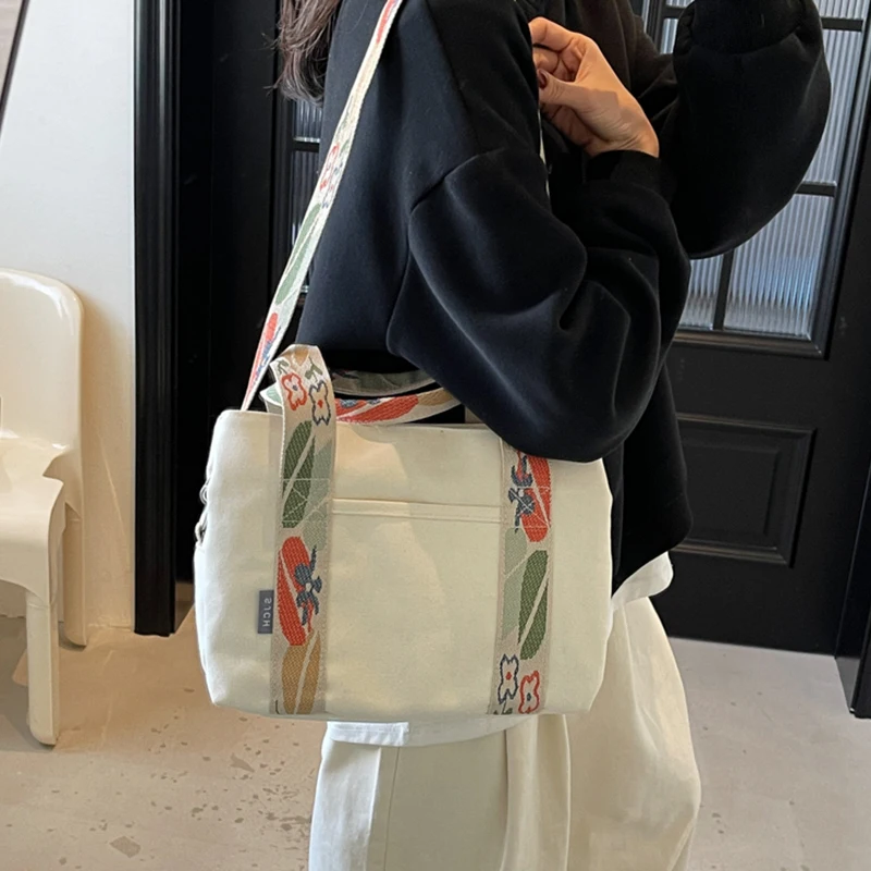 

Tiptoegirls Fashion Embroidery Strap Lady Handbag High Quality Canvas Bags Luxurious Women's Satchels Retro Square Shoulder Bag