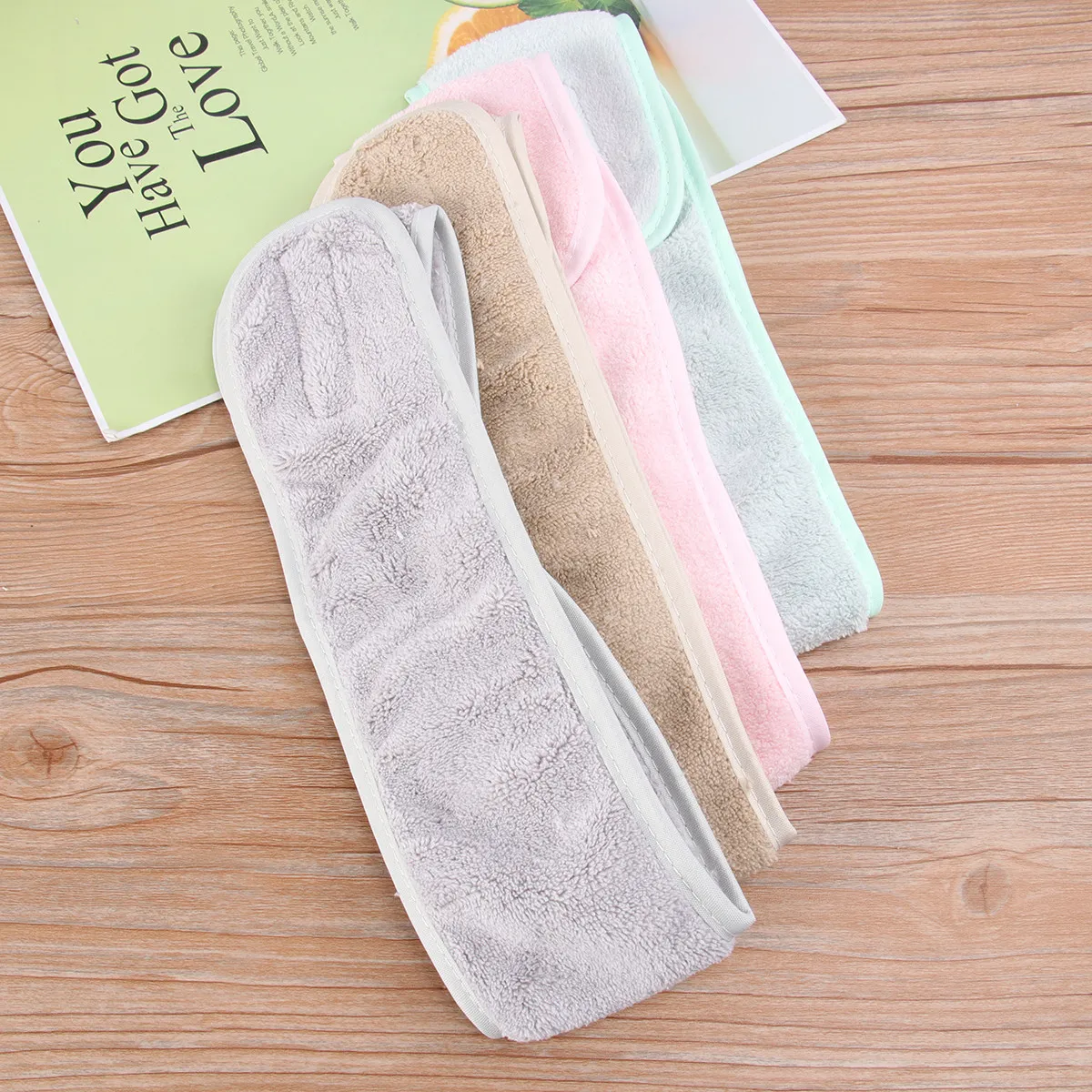 4Pcs Adjustable Face Washing Headband Set for Women Makeup Shower Yoga Exercise Spa Facial Premium Stretchy